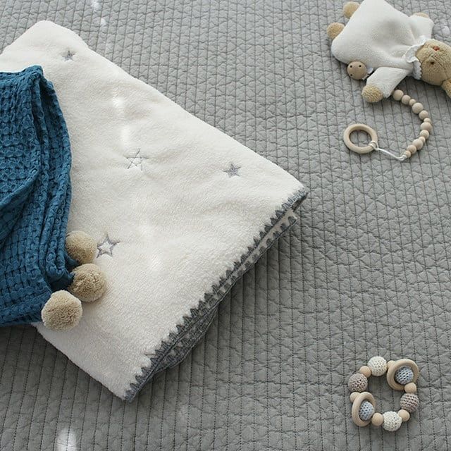 Fleece Children's Embroidered Blanket Thickened Blanket